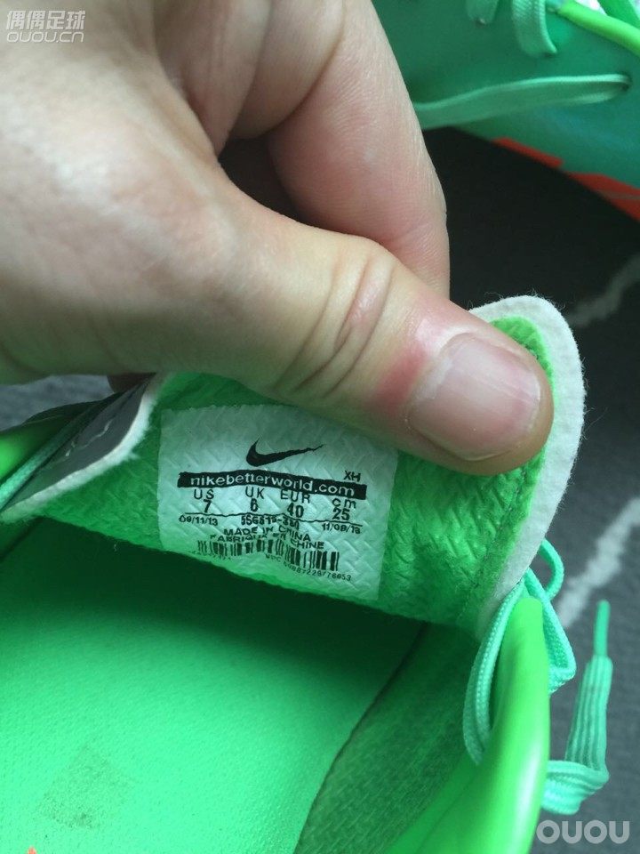 此鞋为什么鞋头那么圆,是正的吗?