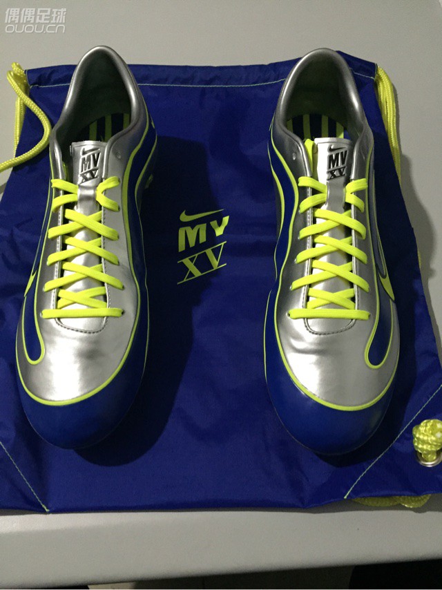 终于将你揽入怀中