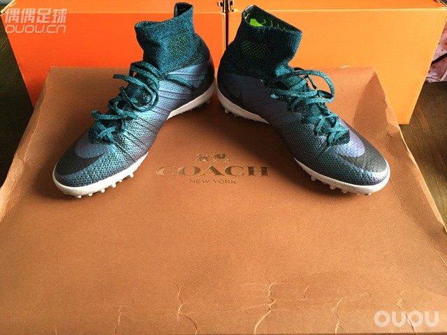 我的武器装备库!要搬家了,装盒,上个定装照!