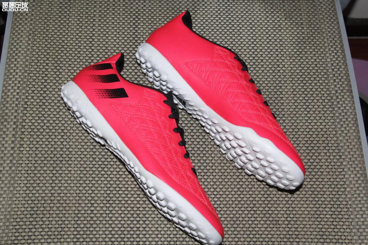 骚气外露 阿迪达斯ACE 16.3 TF开箱简评