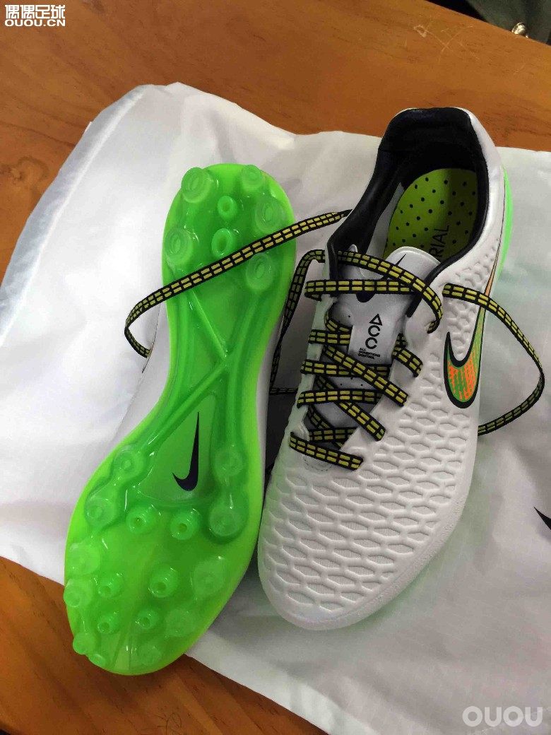 顶级低帮白绿配色鬼牌,供大家鉴赏~~~!