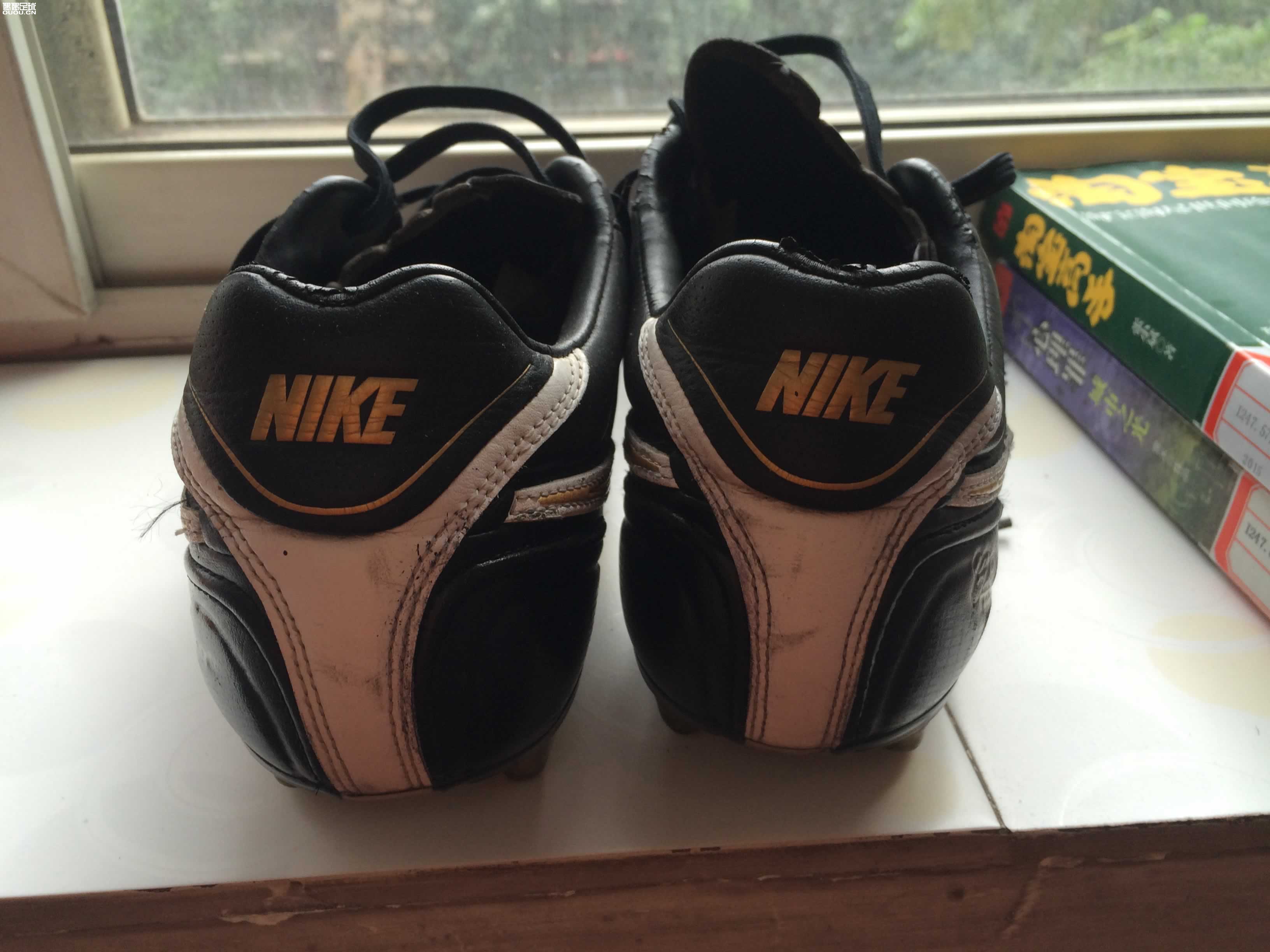 请高手帮我看看这双传奇3代是顶级还是次顶级