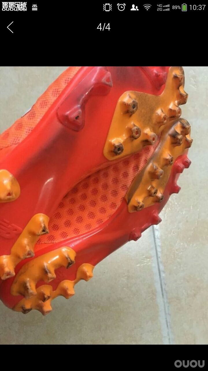 请大家鉴定一下这个鞋是不是正的!!?