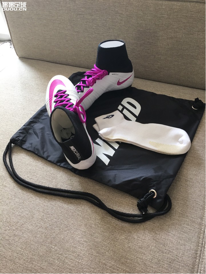 等了44天,谢谢克洛斯兄弟热情帮忙,祝你新婚快乐!