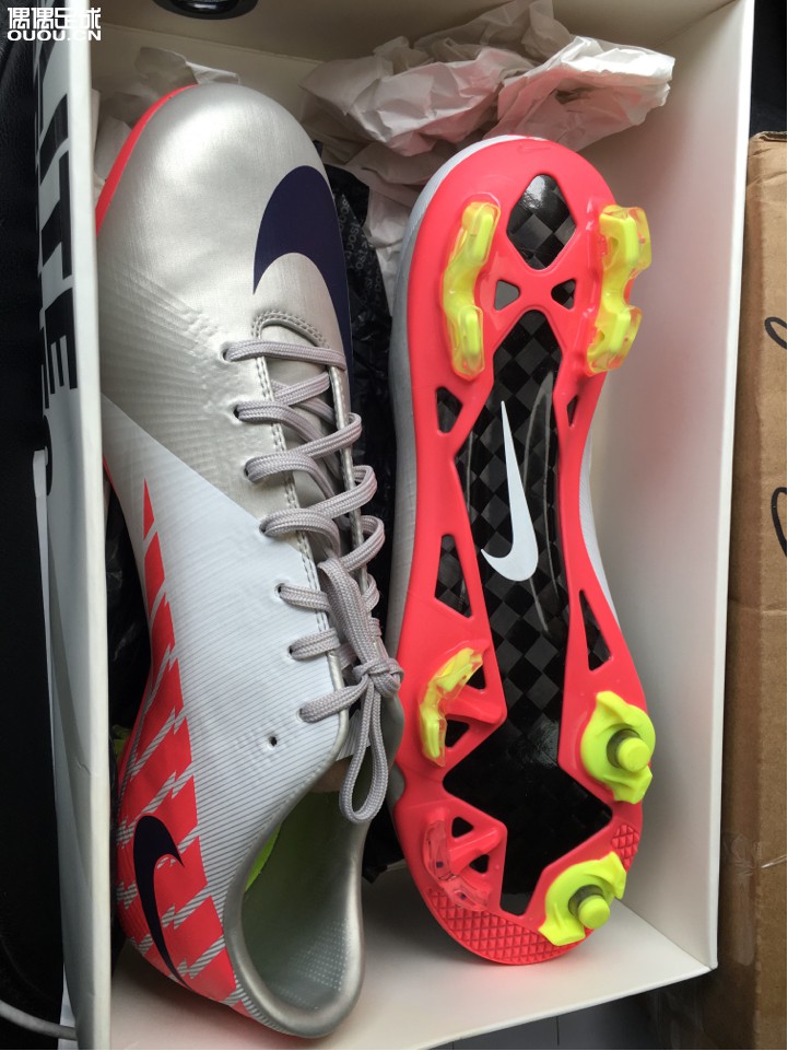 两个快递一起到