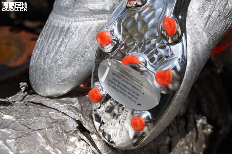 柳州首发  adidas X 16+ Purechaos FG 未来闪银天台杯配色