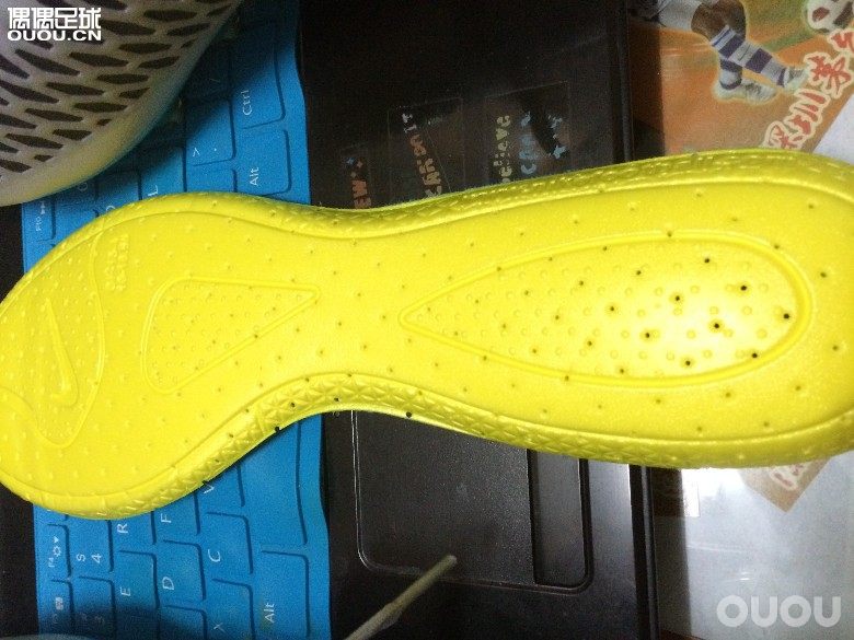 久违了~偶偶!Nike Magista Opus FG开箱