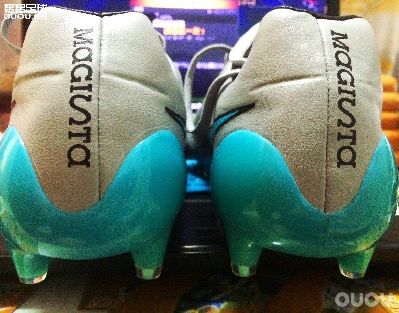 久违了~偶偶!Nike Magista Opus FG开箱