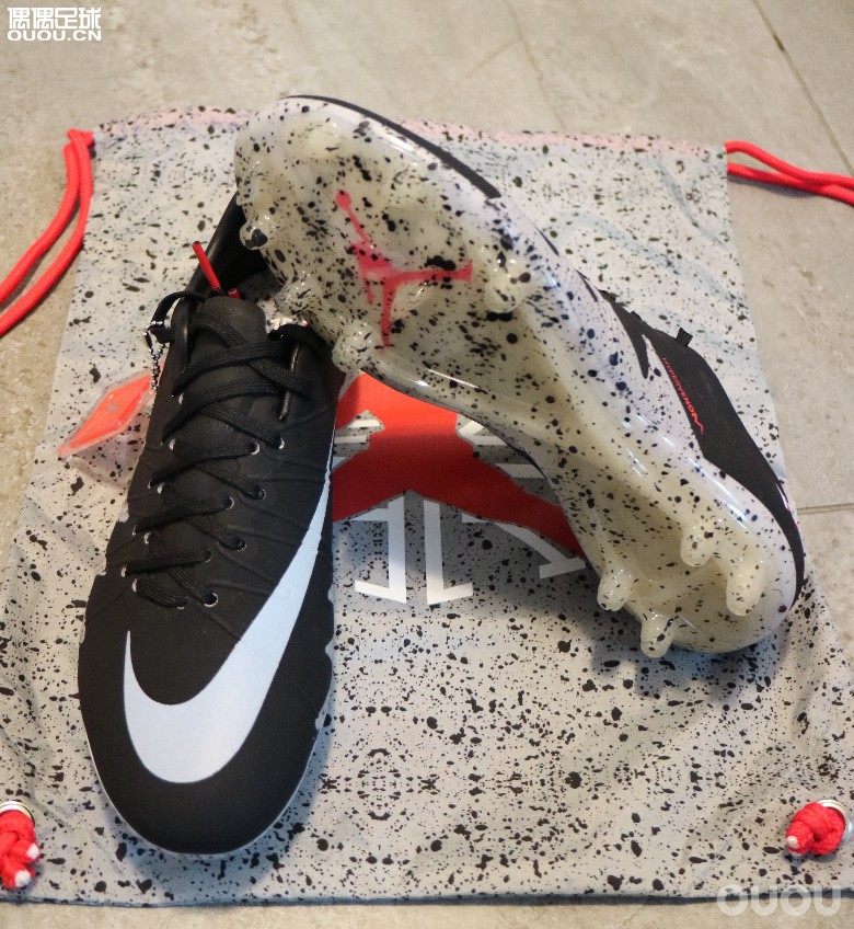 多图!!内马乔丹联名毒蜂2 Neymar X Jordan Hypervenom Phinish FG