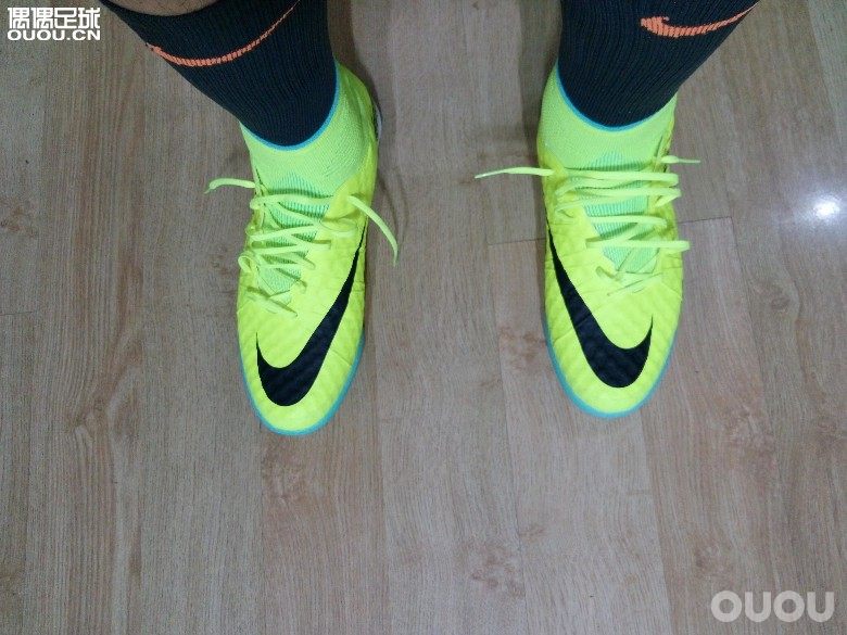 开贴静态对比毒蜂2超顶TF和毒蜂2.5新面料超顶级TF