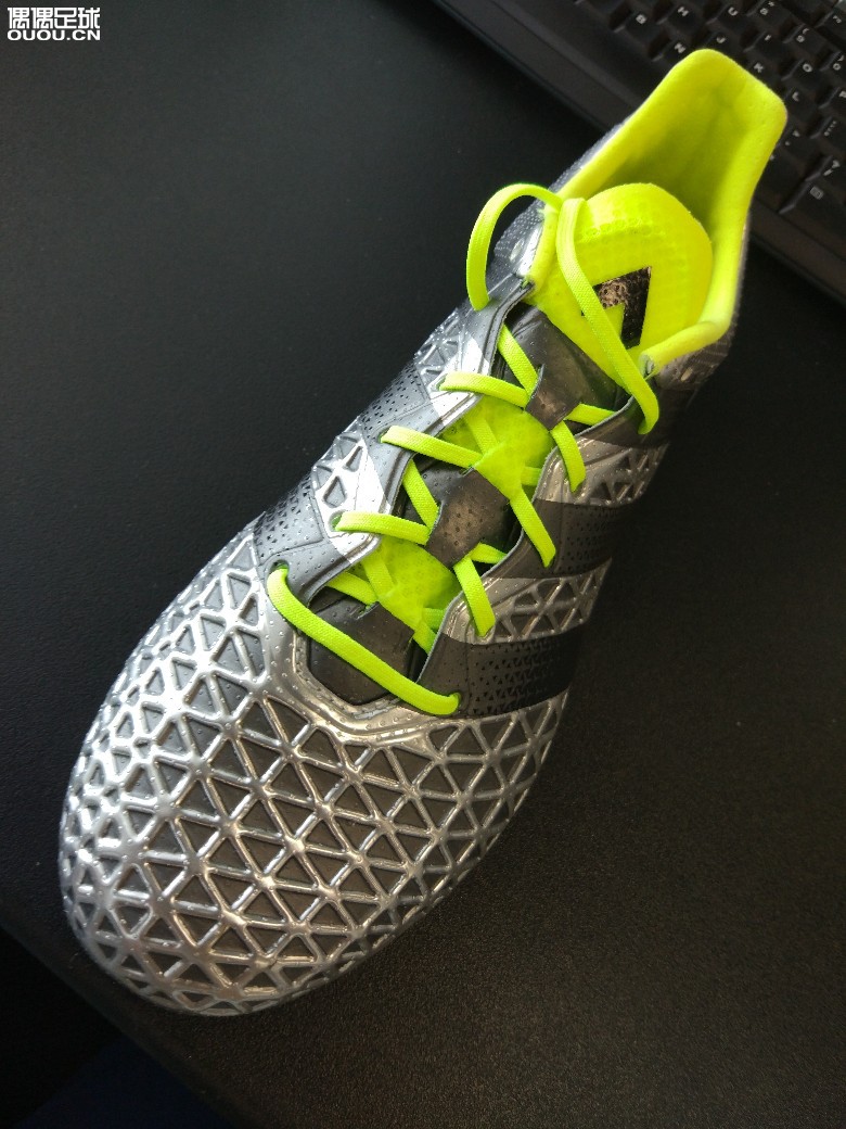 新入一双ACE16.1欧洲杯水银,求鉴定