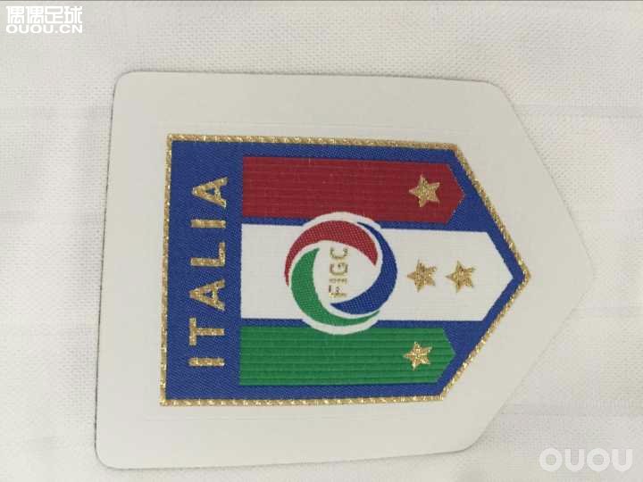 新入意大利2016欧洲杯球员版球衣,求大神鉴定