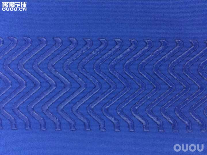 新入意大利2016欧洲杯球员版球衣,求大神鉴定