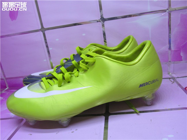 请高手给看看这款老刺客是不是顶级的????急等,谢谢