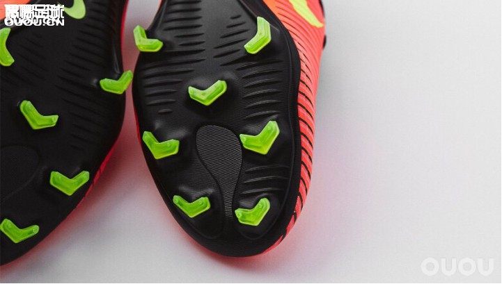 mercurial vapor XI FG!有没有人能告诉我这款鞋某宝哪个网站有卖?