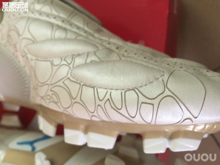 彪马!很少见的版本!好想叫激光版还是月侵版!有兄弟科普一下吗?