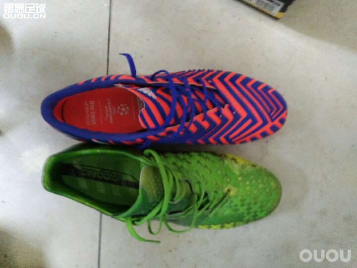 猎鹰草席顶级ag大家帮忙鉴定哈(根据自己多年经验应该是真的吧哈哈)