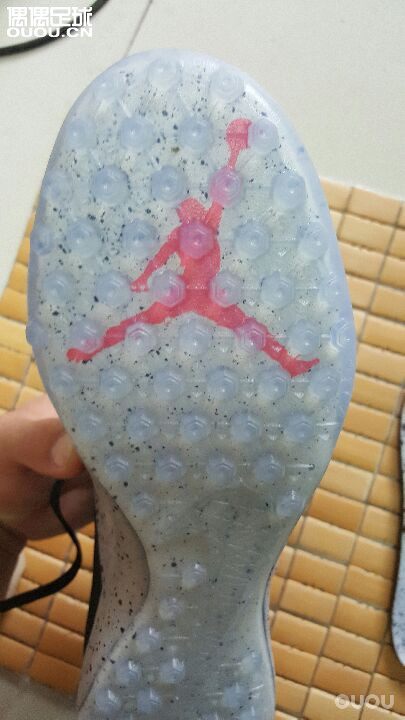 乔丹内马尔高帮碎钉