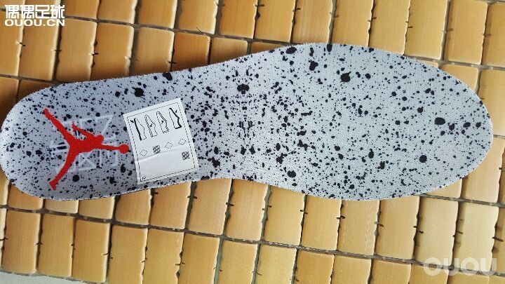 乔丹内马尔高帮碎钉