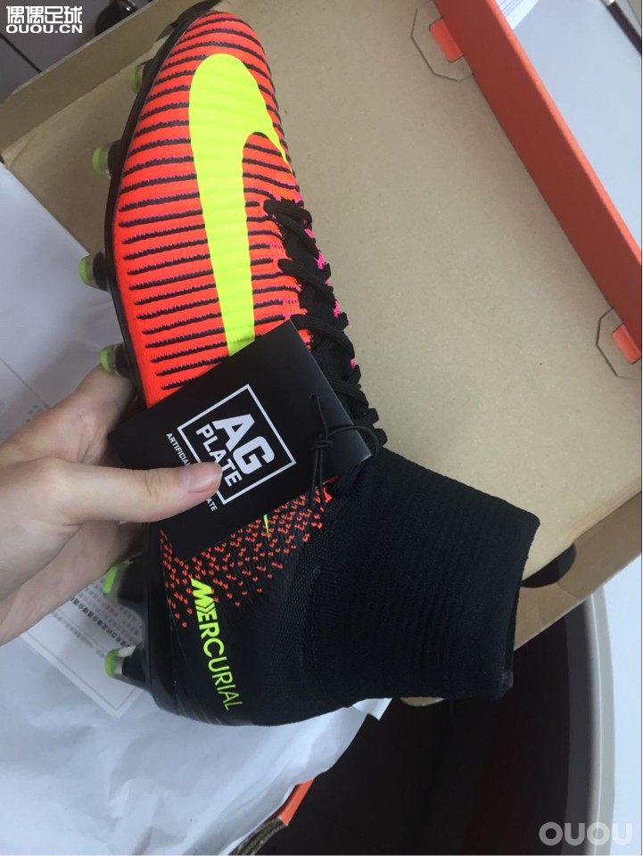 烦请各位兄弟帮我看看正不正。心心念念总算入手啦。某宝奔跑买的,而且是不是这双只有波产啊?