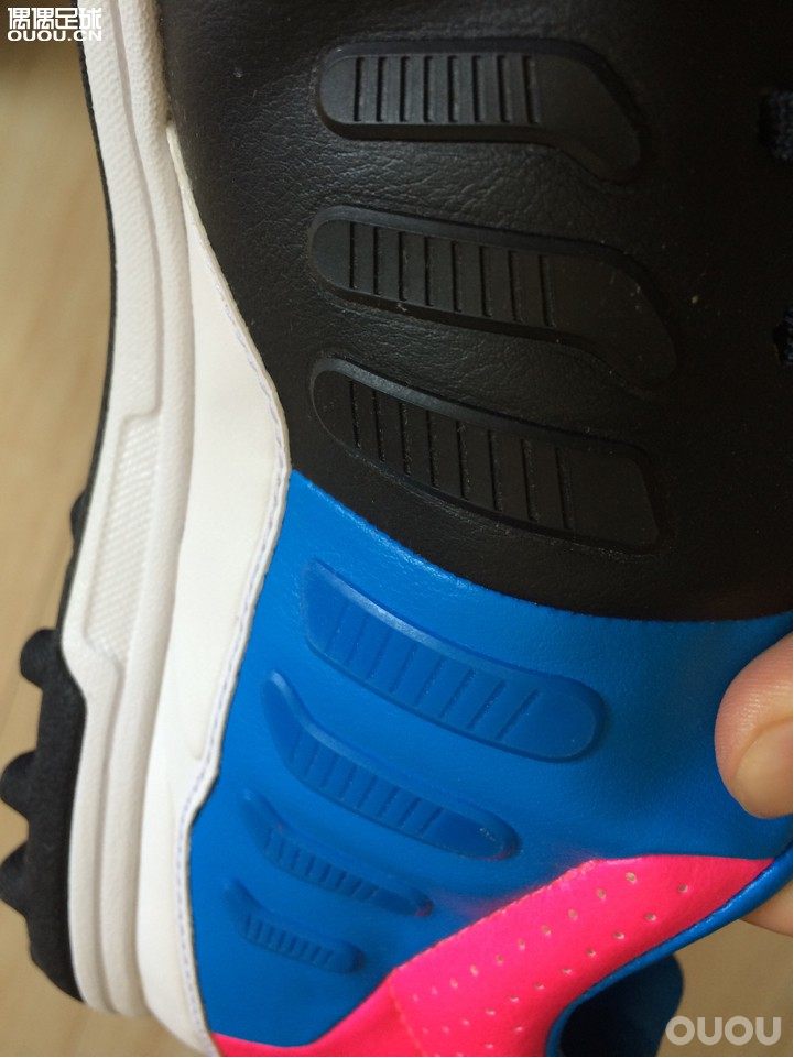 各位兄弟帮忙看看正不,老鞋ctr360L级TF