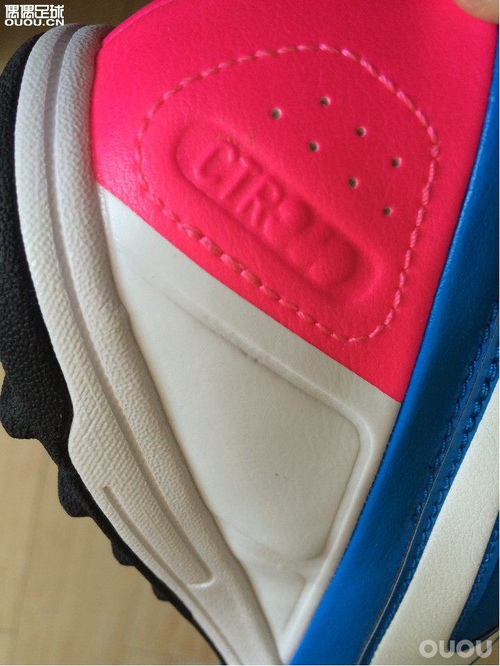 各位兄弟帮忙看看正不,老鞋ctr360L级TF