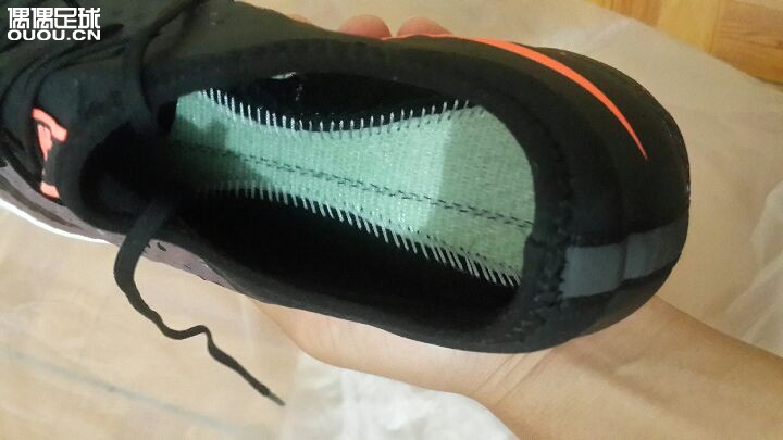 刺客十顶级碎钉~小弟新入了一双Nike mercurial X finale tf(液态金属配色)