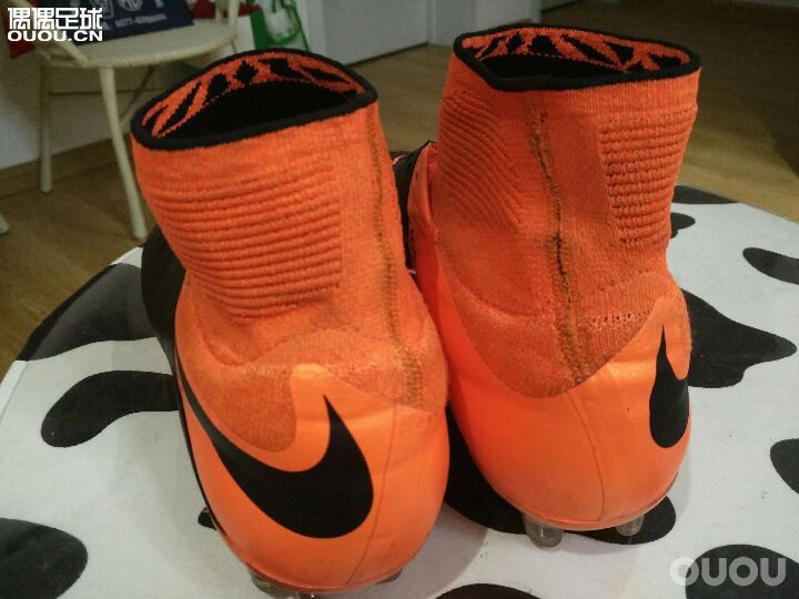 刚收了双二手毒蜂,求鉴定啊各位大神。