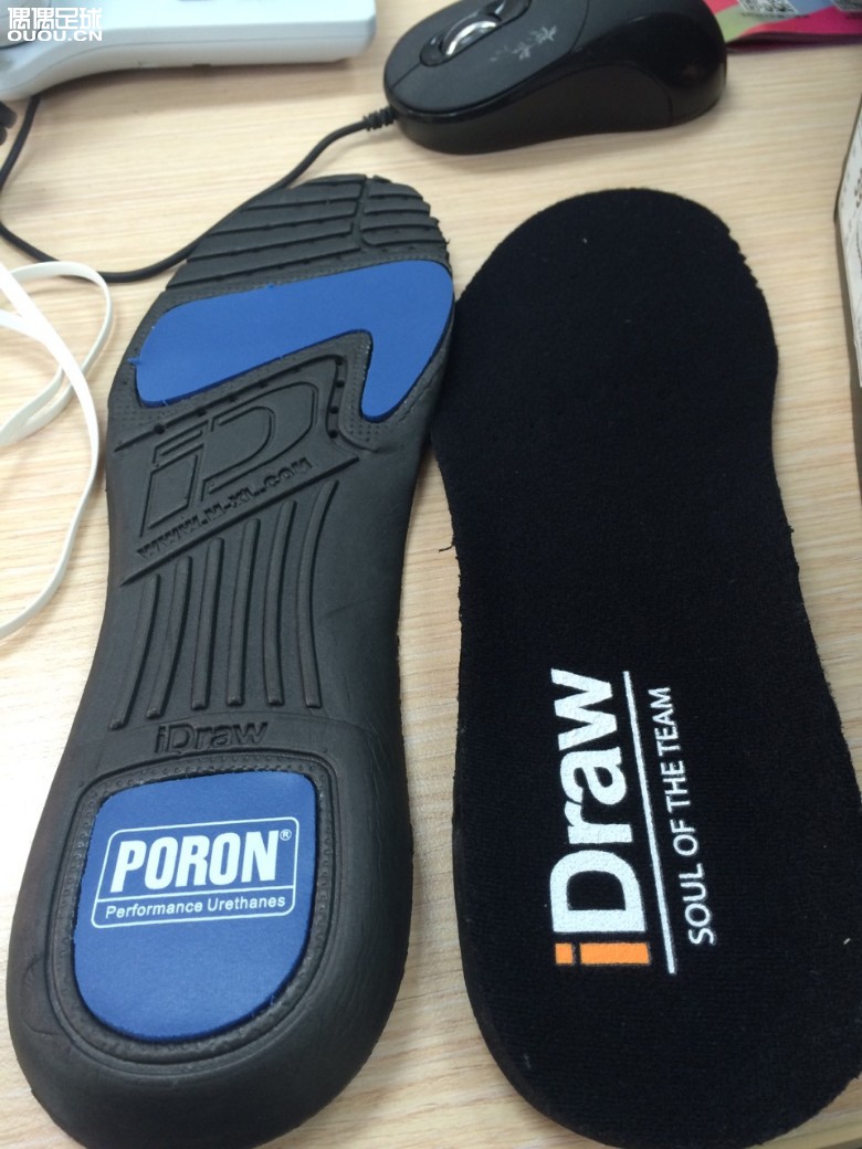 我也来一发静态评测:iDraw GEEK极客球靴