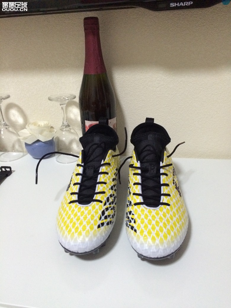 我也来一发静态评测:iDraw GEEK极客球靴