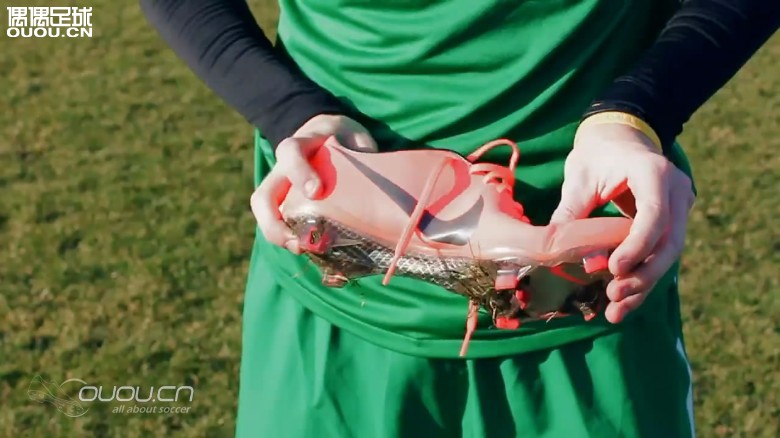 本届欧洲杯Nike Mercurial再次蝉联进球最多的球鞋(进球35,助攻31)