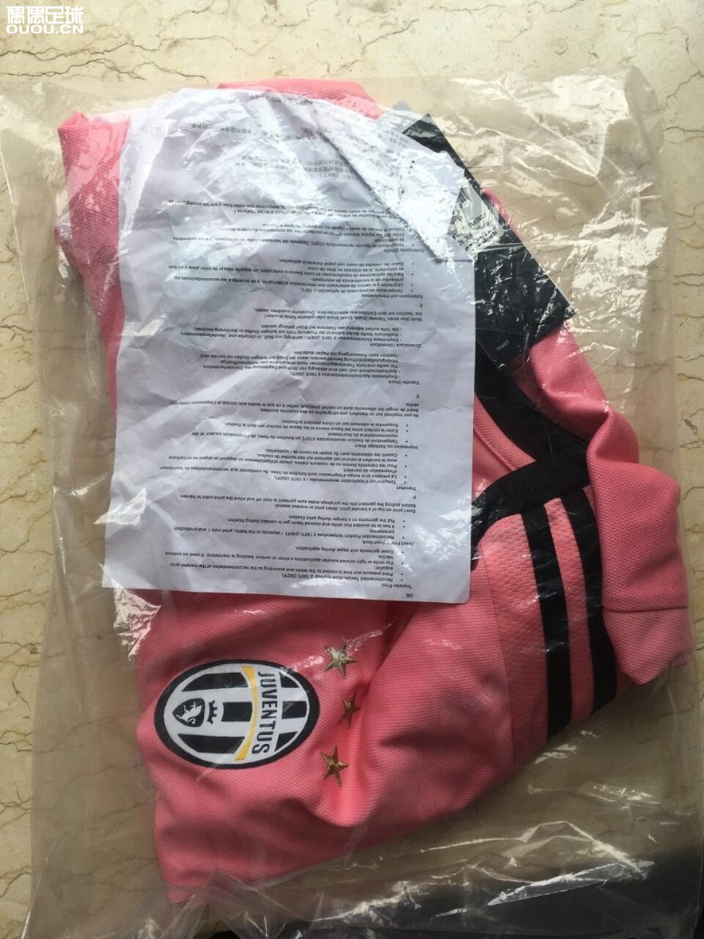 求鉴定尤文客场球迷版球衣