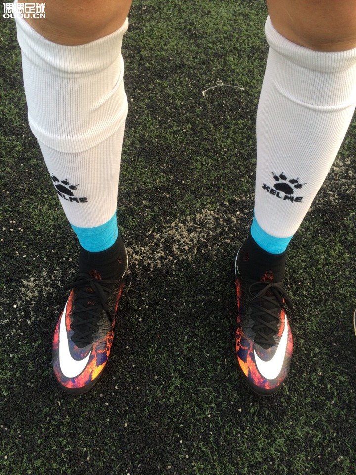 鞋不多,都是实用战派,中端,顶级,超顶,只差没有次顶,都是255,,没有感觉偏差太大