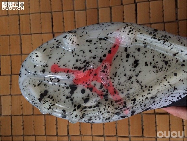 NIKE HyperVenom Phantom II FG