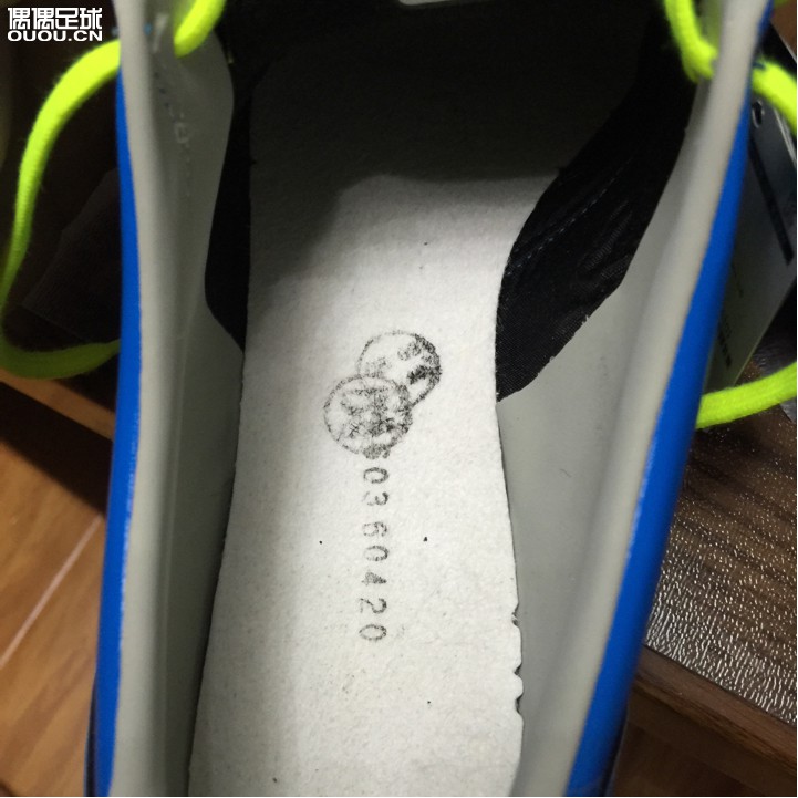 韩淘Mizuno morelia neo kl ag到手了。11号下单,17号收货,顺便求大神鉴定。
