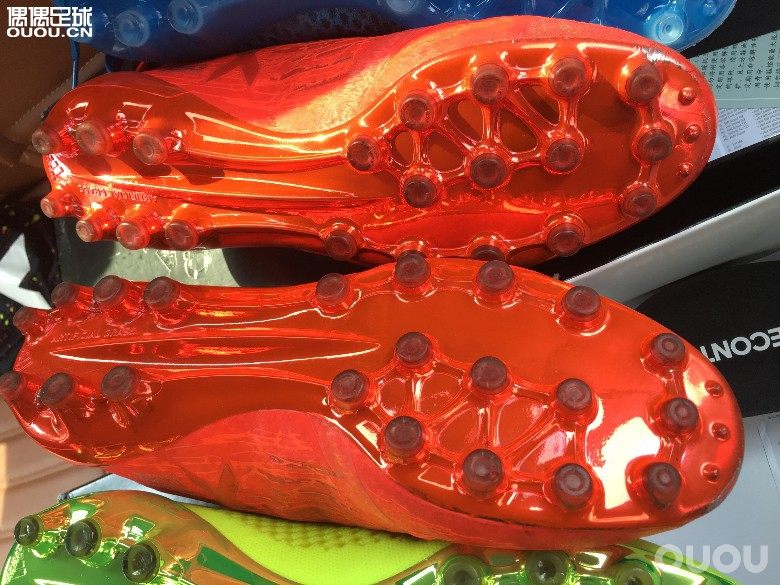 阿迪超顶级中国专属ag三巨头—ace、X、messi16+ ag静态对比、实战感受及ag选鞋心得