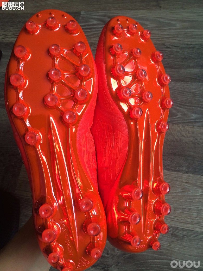 请论坛各位大神帮我鉴定下这个X16+ 感谢!!!