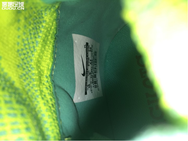 求鉴定nike鬼牌2正不正。