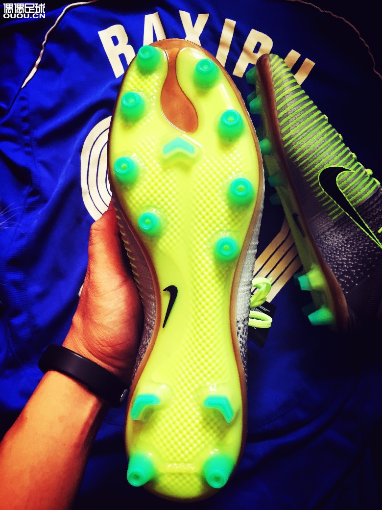 NIKE MERCURIAL SUPERFLY V 精英配色开箱鉴赏
