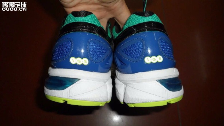 ASICS跑鞋鉴定