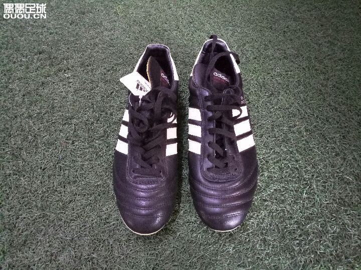 copa此前市场copa很少会出现officially approved by fifa这样的字眼。英语好的童鞋都认识这些英语单词。