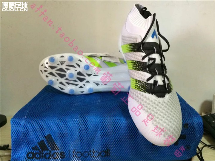 这几双鞋很纠结 学校渣真草场地..脚型特别瘦 穿sf4侧面都留空求大神帮挑