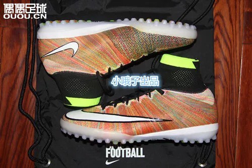 这几双鞋很纠结 学校渣真草场地..脚型特别瘦 穿sf4侧面都留空求大神帮挑