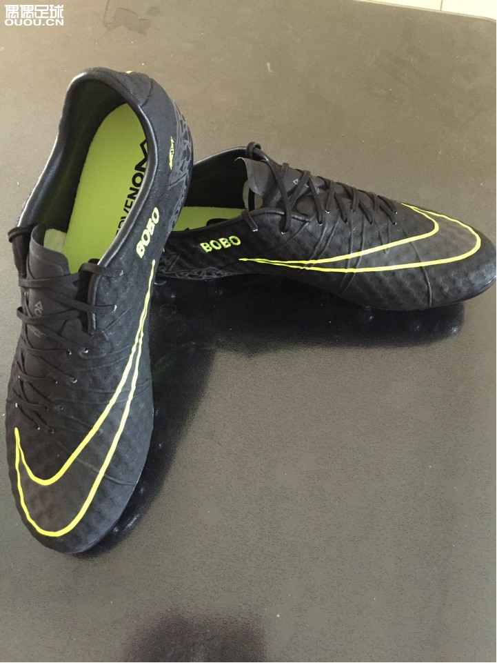 算不算首发?历时十一天,pds德国站购买,毒蜂2顶级暗黑系列。