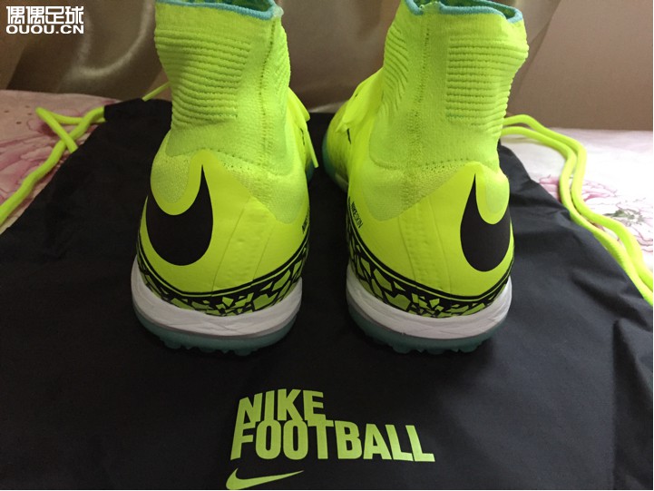 大家帮我看看这鞋正吗?