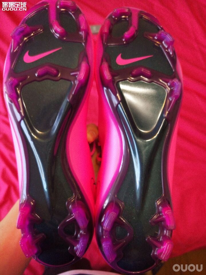 因为买的较白菜,我自己都怀疑自己的鉴别能力了,求各位大神帮忙鉴定一下是否正品,小弟感激不尽!