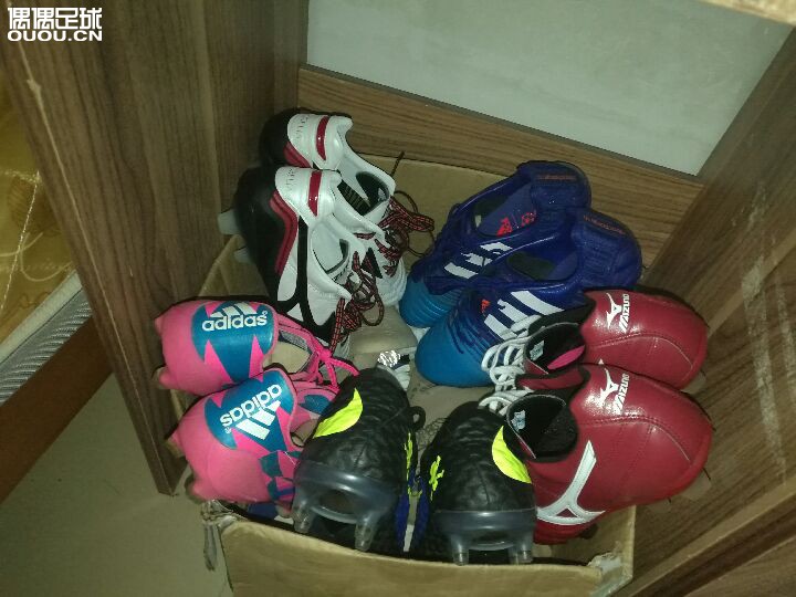 不说话,深夜无聊