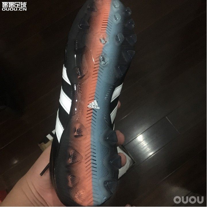 下班早,心情好,闲着没事逛淘宝,看到以前经常买鞋的卡尔爷爷家正在搞店庆优惠