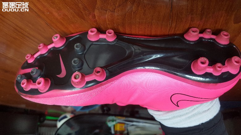 刺客10 骚粉 次顶449买的全新,球鉴定