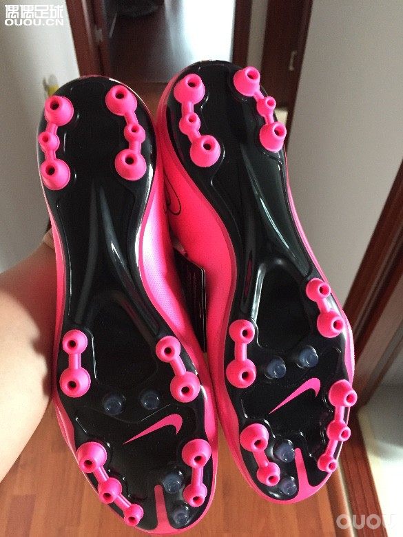 刺客10粉色veloce ag求鉴定